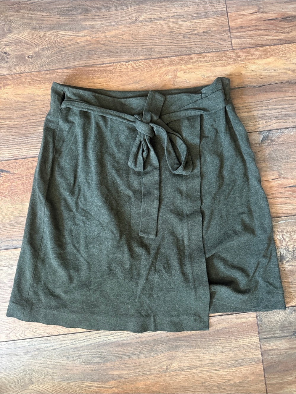 LOFT Olive Tie-Waist Mini Skirt